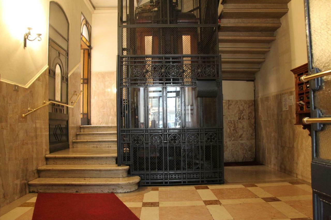 Viale Lunigiana - Penthouse - 6 People Apartment Милано Екстериор снимка